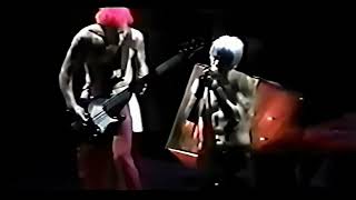 This Velvet Glove (Yokohama 2000) [UPSCALED + SBD AUDIO] - Red Hot Chili Peppers