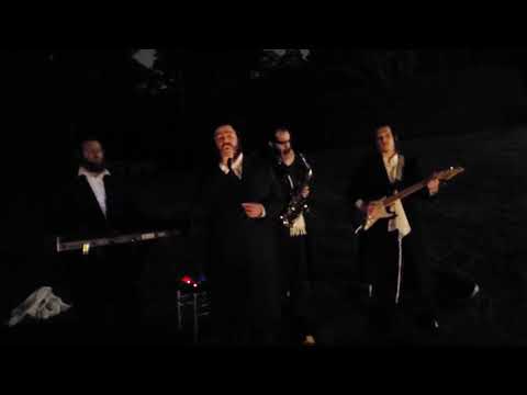 Watch YY Weingarten "Moshe's Teniya"