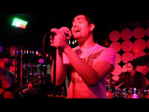 Moments Like This (Live) - Scarlet Foxy (Show 8) @ the Clash Bar