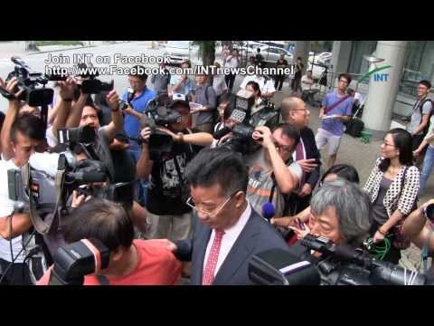 2013.08.21 - LEW Mon-hung at court over perverting the course of justice