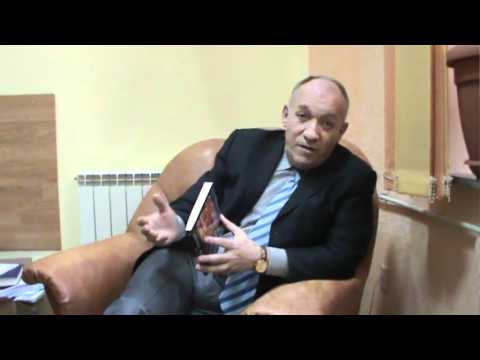 Arges Online Octavian Sachelarie despre cartea Asteptand Apocalipsa de Viorel Patrascu