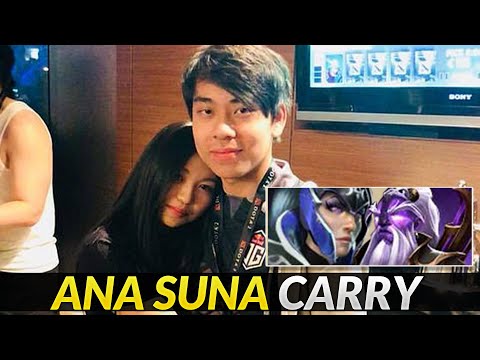 Ana mid and his Girl friend carry - ana Pub party
