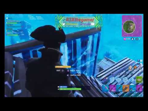 Fortnite Noob R3X and Ella Clutch For The Squad