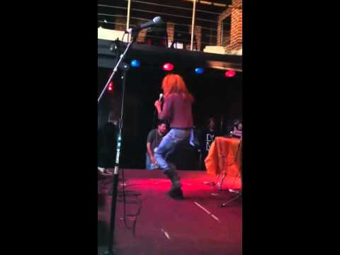 Cloey Dnt Love Performing LIVE at Heiro Day 2012