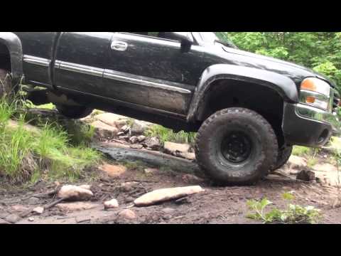 GMC Sierra lifted 4x4 offroad, belvedere trail Video