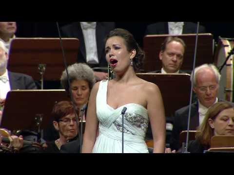 NEUE STIMMEN 2013 - Semifinal: Nadine Sierra sings „Caro nome", Rigoletto, Verdi