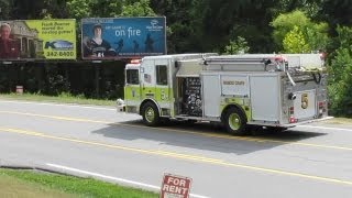 preview picture of video 'Roanoke County Wagon 5 Responding 8-9-11'