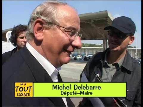 Jack Lang, Lady Laistee, le soutien-gorge espion - On a tout essayé - 02/09/2002