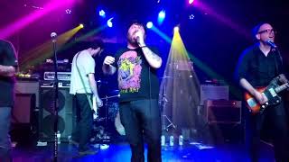 Iron Chic - A headache with pictures - 10/28/17