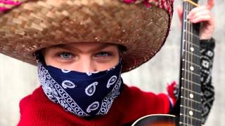 The Extremely 2Famous.TV Show -Ep4- News & Weather Ep4p5