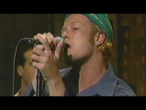 STONE TEMPLE PILOTS | Live on David Letterman (1994) | STEREO
