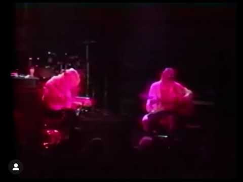 KURT COBAIN NIRVANA AND COURTNEY LOVE OF HOLE TOGETHER AT ROCK AGAINST RAPE 1993 (VERY RARE)