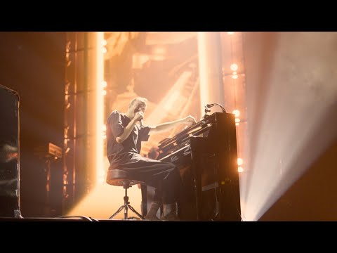 Ben Böhmer - Martin (Live from Berlin Velodrom)