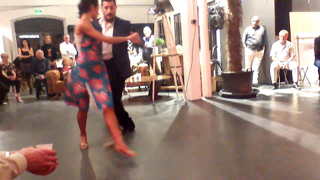 Adrian Luppi y Candela Ramos Milonga "Emotion à "l'Atelier - Colmar 2/4