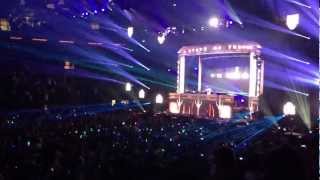 (HD) EPIC Closing -- Armin van Buuren @ Madison Square Garden NYC -- "This Is What It Feels Like"