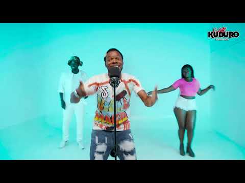 MISTER BULUKUTO - VIZINHA MARIA (PERFORMANCE)