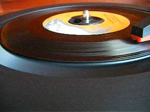 LAS MARAVILLITAS.- AMARTE SOLO QUIERO.-  PASACALLES DE LA VIEJA GUARDIA (www.discosfenix.com)