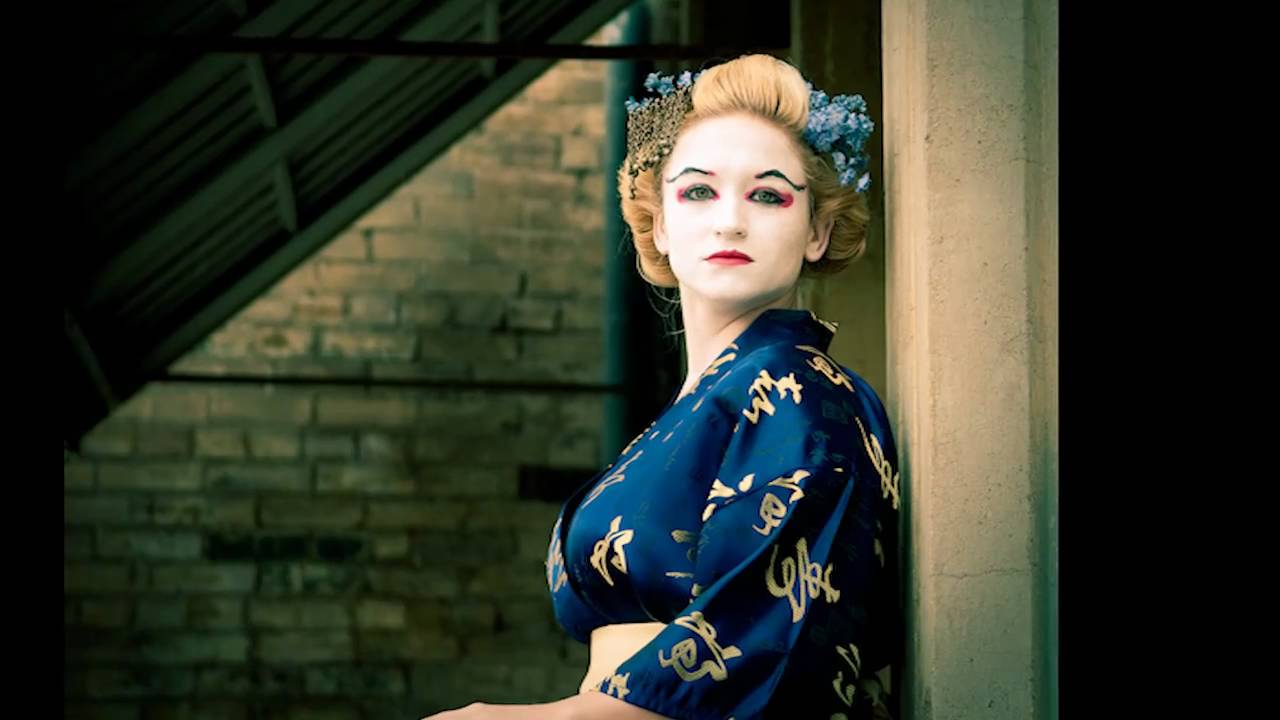 Photography Tutorial - What about Natural Light? Learn it now