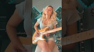 Pretty Guitarist (Sultans of Swing solo by Lexi Rose) #direstraits #trendingshorts #femalemusician
