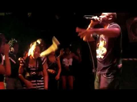 Maxwell D / Blackberry Hype @ Bubbling Over, London