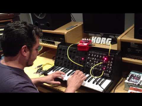 Korg MS-20 Kit with the VOX Double Deca Delay Pedal