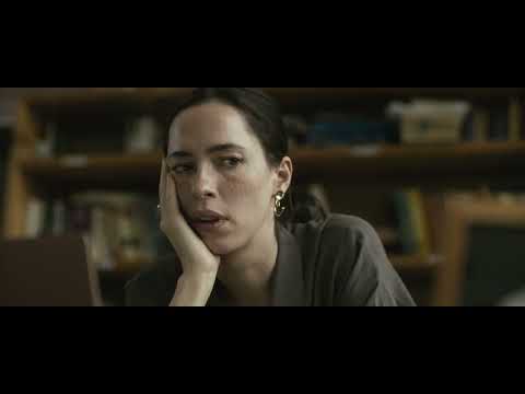 Rebecca Hall in The Night House - school part 1