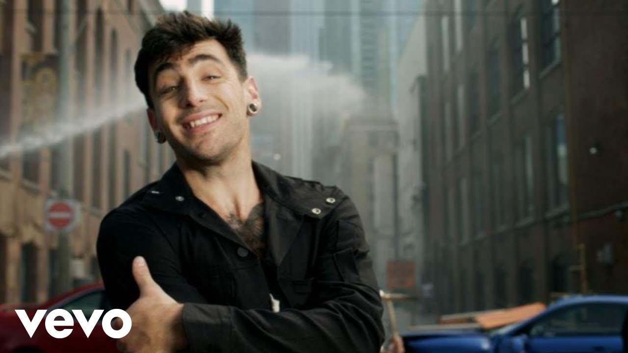 Hedley — Kiss You Inside Out