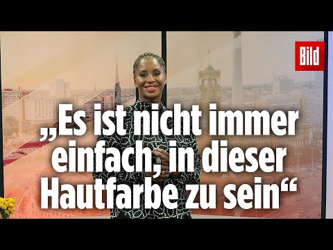 Schauspielerin Liz Baffoe ist immer wieder Opfer von Rassismus | Jetzt reden Vier
