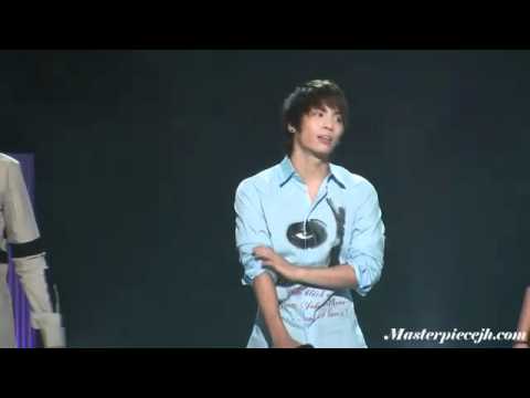 [Get Well JJong][FC][101016] SHINee JongHyun - limping @ Hello Rehearsal MC