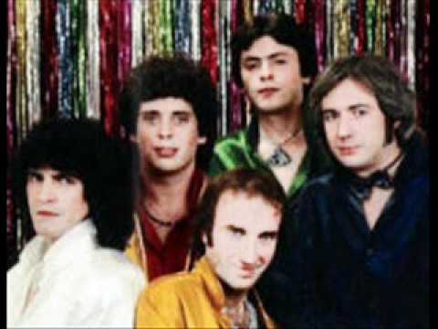 LOS MOROS - OLVIDALO PEQUEÑA