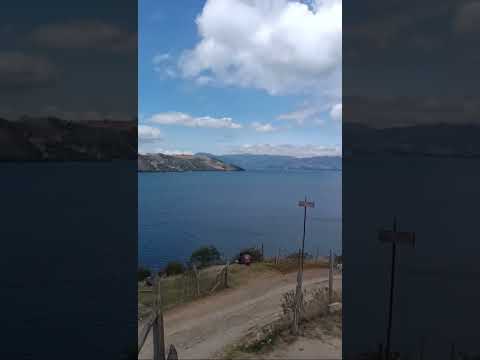 Laguna de Tota: "El Mar de los Andes colombianos."