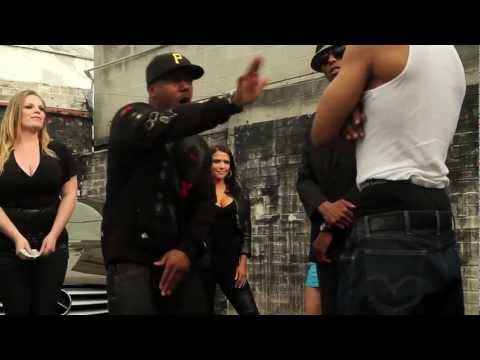 Kenex - Lookin' At Me