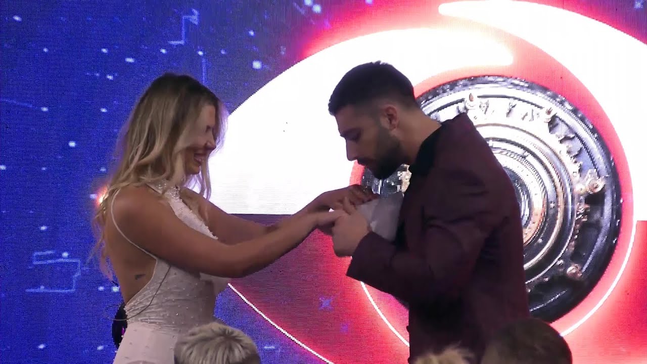 Të dua grua/ Mesazhi i Rikes dhe Meritonit në kuadër të 8 Marsit