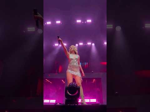 2015 summer throwback 🌞 Lush Life live with #ZaraLarsson ✨ #music #concert #livemusic