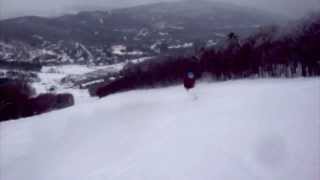 preview picture of video 'Pat Sugarbush VT Switch ski-  snowball springfling'
