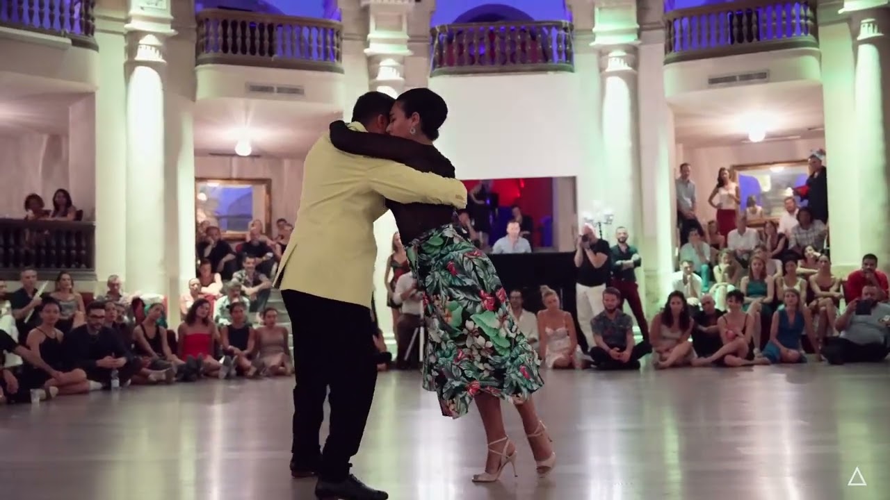 Video thumbnail for Corina Herrera & Octavio Fernandez - Todo Corazon #3