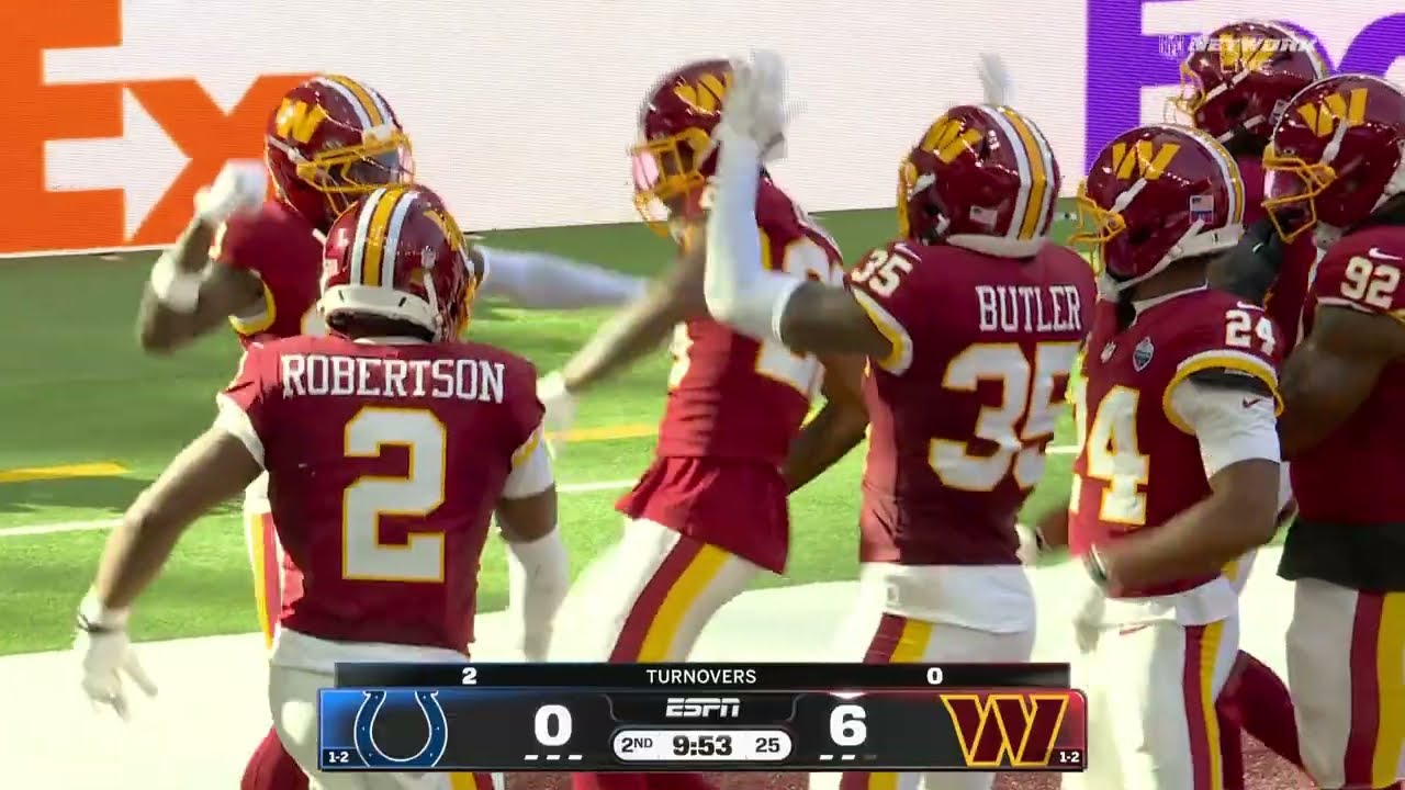 Rasul Douglas picks off Daniel Jones!