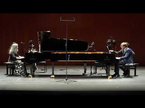 Martha Argerich and Pablo Galdo play Shostakovich Concertino op 94