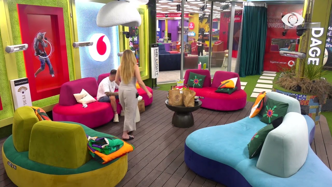 Zarf në shtëpi/Banorët lidhje live ditën e nesërme me emisionin Në shtëpinë tonë