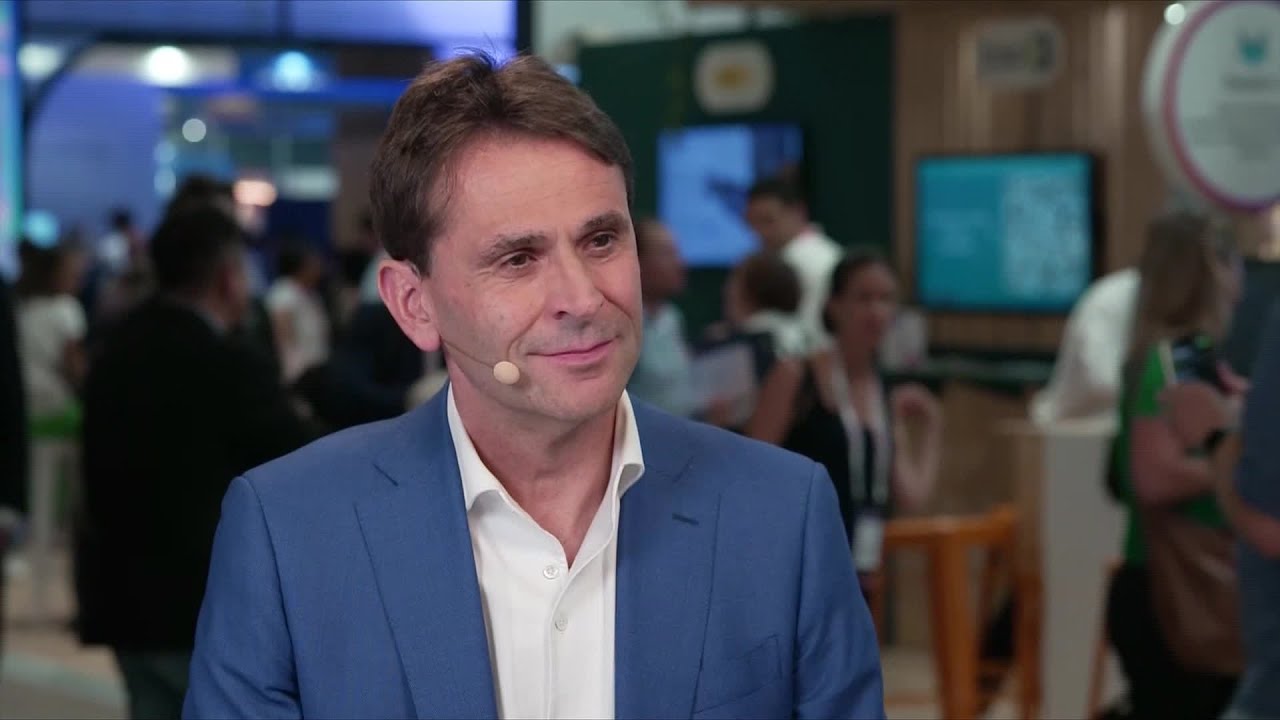 Video: ASML CEO Discusses AI Sovereignty, China Exports, Musk Terafab and India Fab