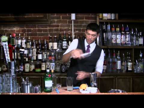 How to Make a Tom Collins - Cocktail Tutorial - Cocktails U