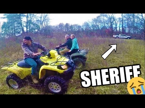 EVADING THE POLICE ON FOURWHEELERS!