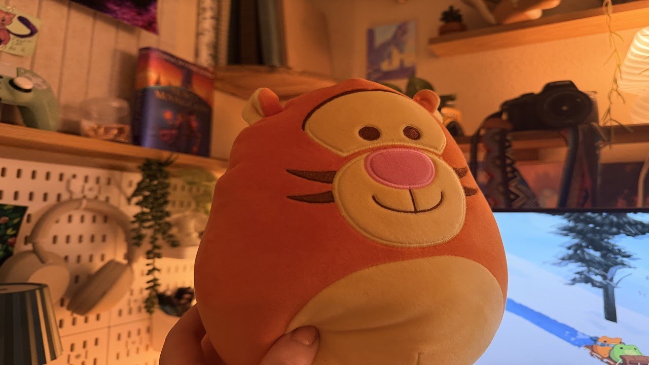Winnie the Pooh / Tigger Squishmallow: This is so cute!!