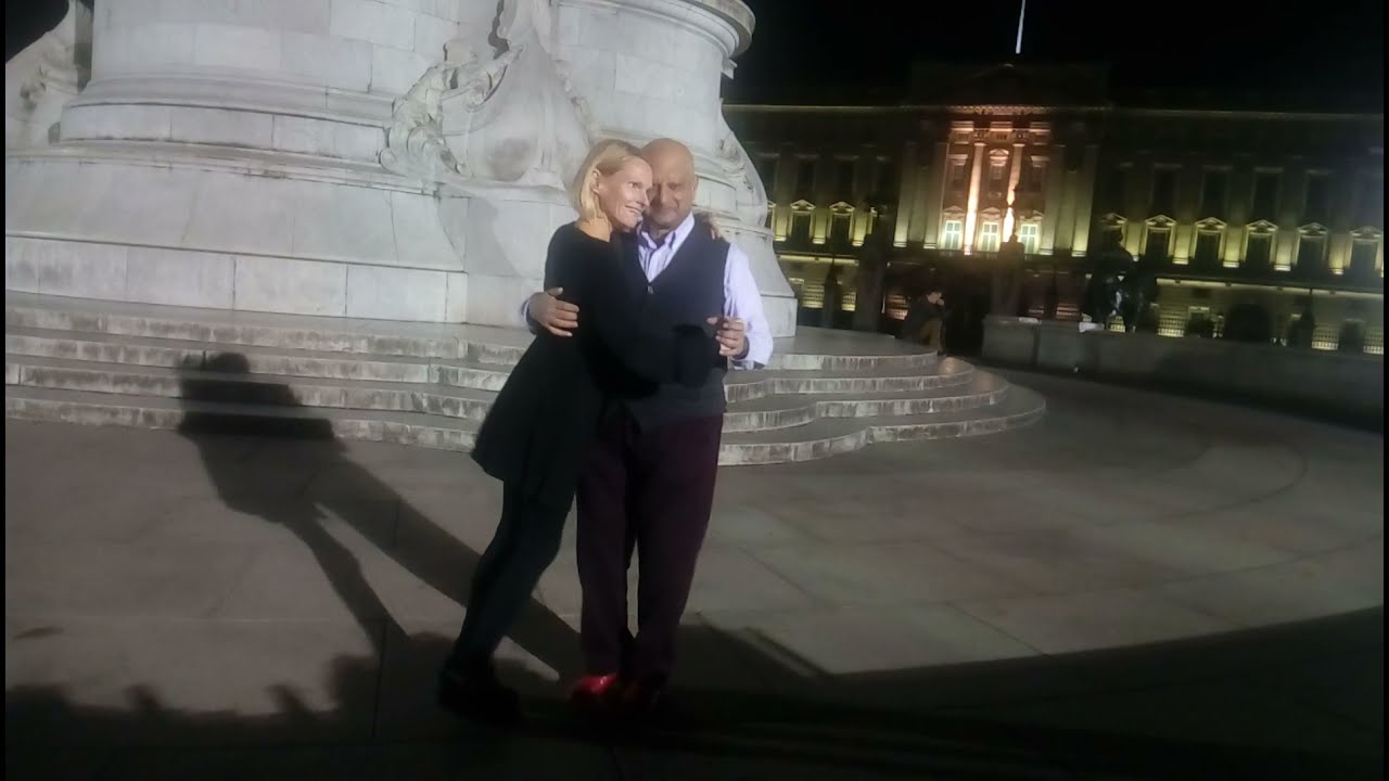 Tango Furtivo 62 Buckingham Palace