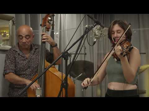 “J’attendrai” Èlia Bastida with Joan Chamorro Quartet (The Magic Sound of the Violin) 2019