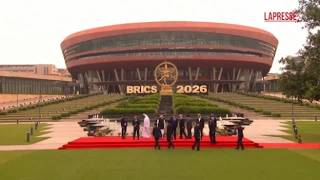 Vertice Brics, la foto di gruppo dei leader riuniti a Nuova Delhi