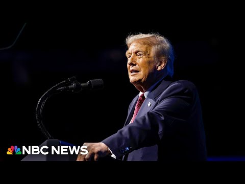 LIVE: Trump hosts Mexican Border Defense Medal presentation | NBC News