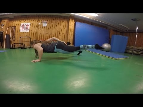 Hardcore push-ups by MaddeLisk