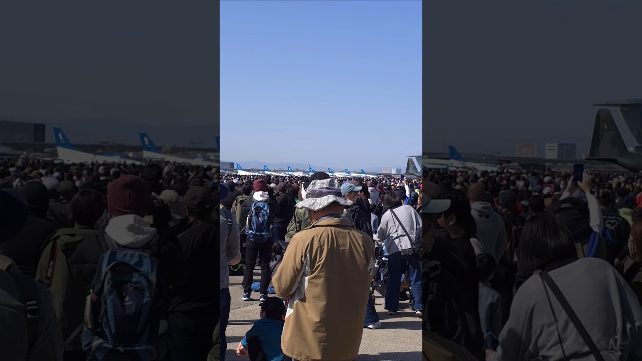 ブルーインパルスのタキシング 小牧基地航空祭2026