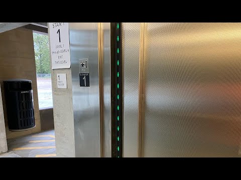 New Hydraulic Elevators @ E-15 Parking Structure UIUC
